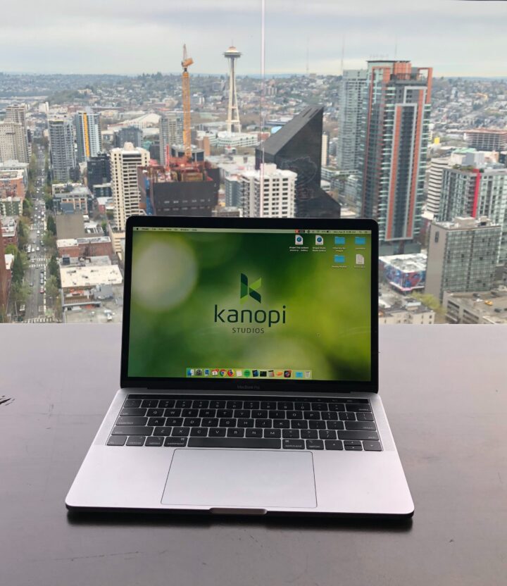 Kanopi Laptop Overlooking the City