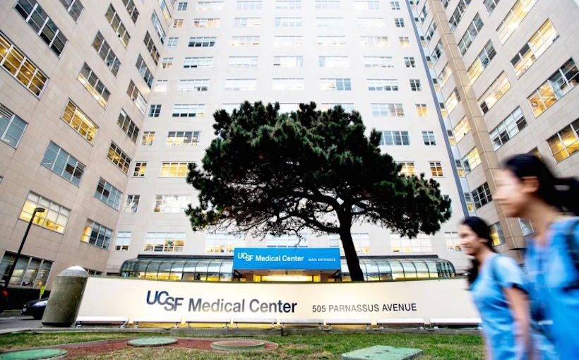 The front entrance of UCSF Medical Center